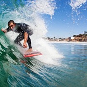 Porady dotyczących surfowania, które pozwolą Ci rozpocząć przygodę z falami