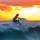 Twój ostateczny przewodnik po surfingu: Jak surfować i bujać się na plaży